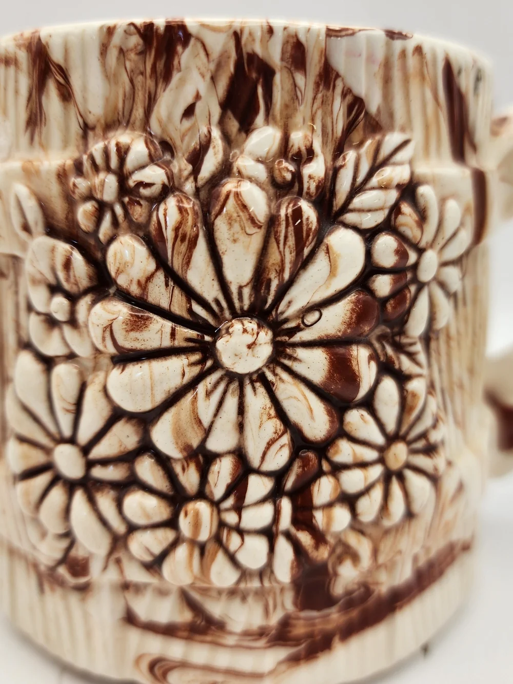 Vintage‎ Floral Embossed Mug Brown Marble Design North Pole Alaska Souvenir